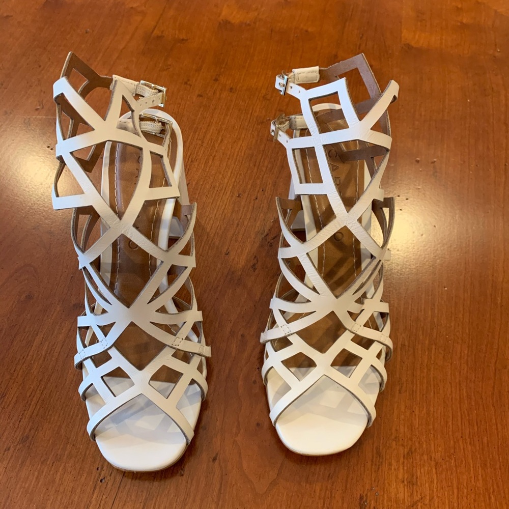 Carrano nude (pale pink) sandals size 6
